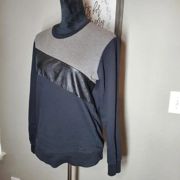 GUESS Black Faux Leather Panel Women's Pullover Sweatshirt Small - Picture 5 of 15